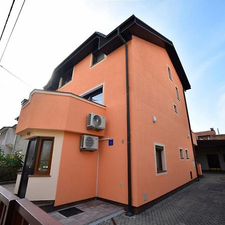 Apartment Ana Zagreb Bagian luar foto