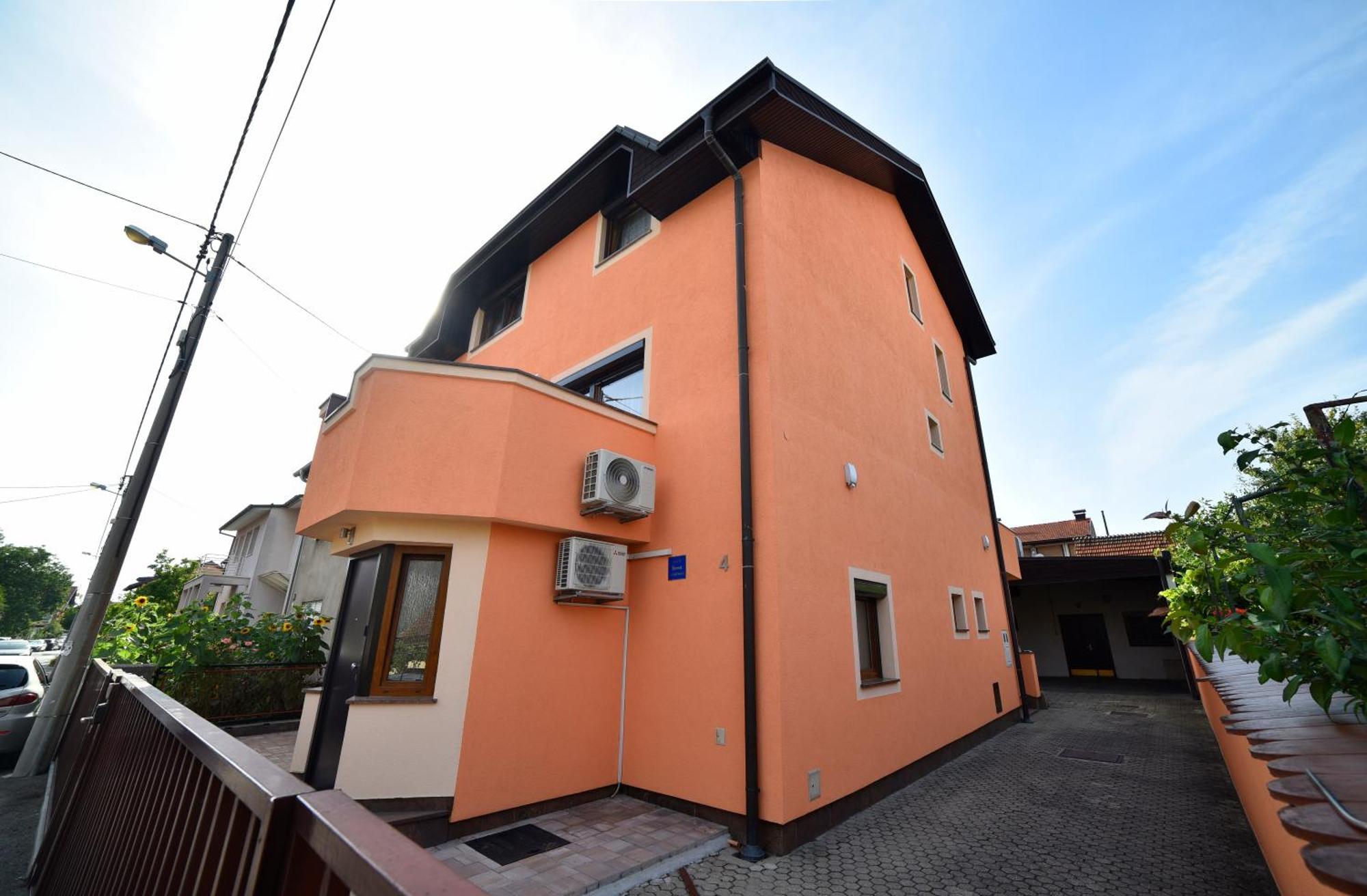 Apartment Ana Zagreb Bagian luar foto