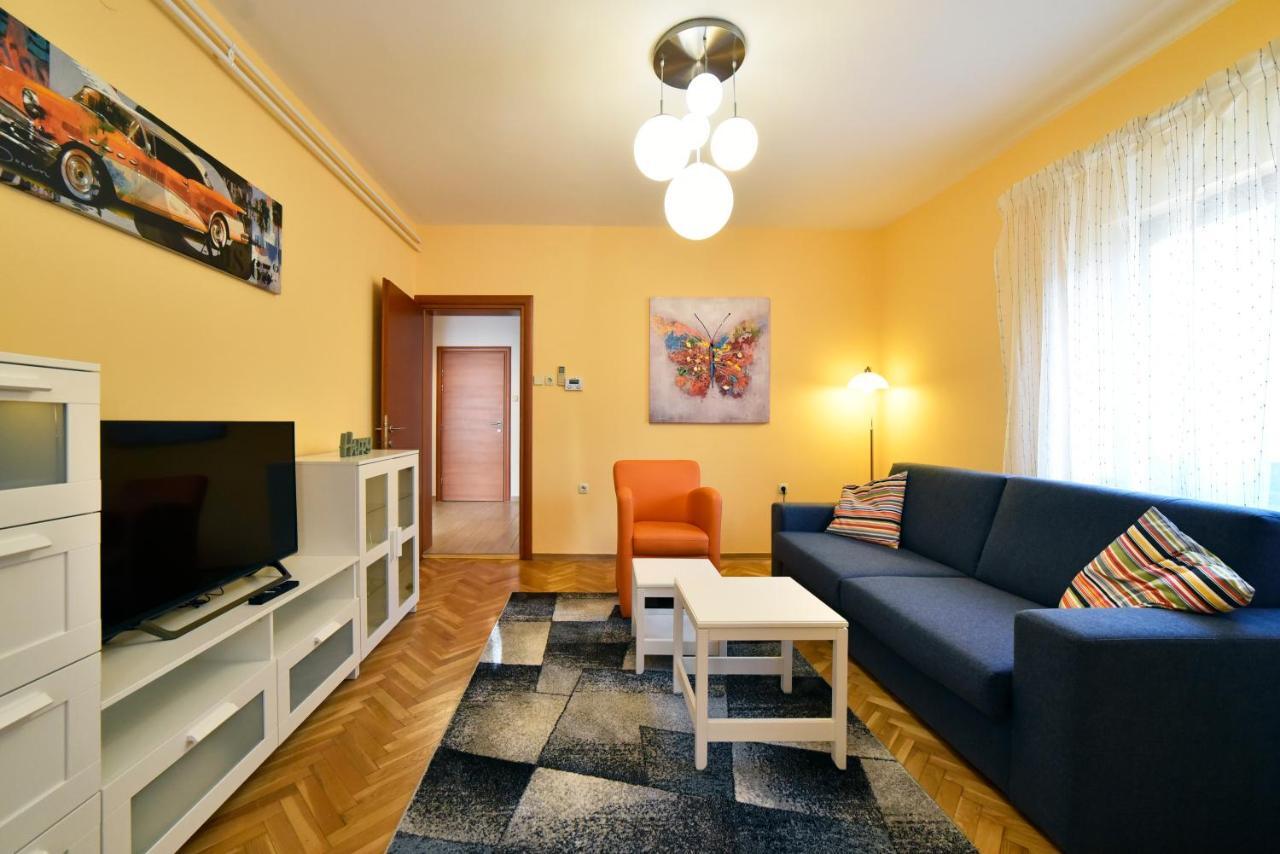 Apartment Ana Zagreb Bagian luar foto